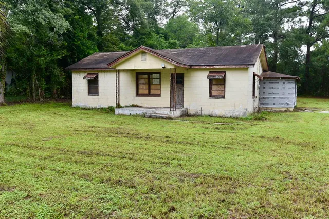 $99,999 | 700 Peake Street, Holly Hill, SC 29059