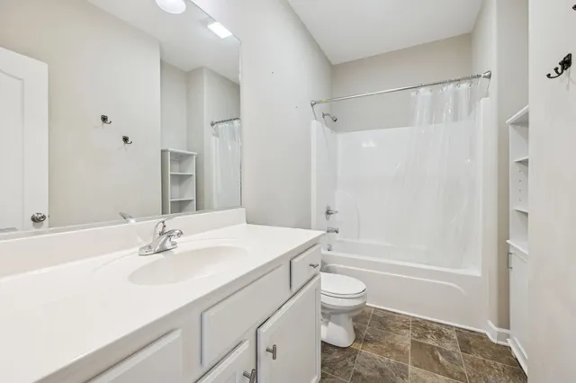 $354,500 | 2206 Mason Bee Drive, Columbia, TN 38401