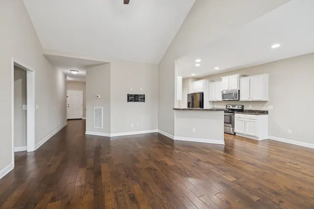 $354,500 | 2206 Mason Bee Drive, Columbia, TN 38401