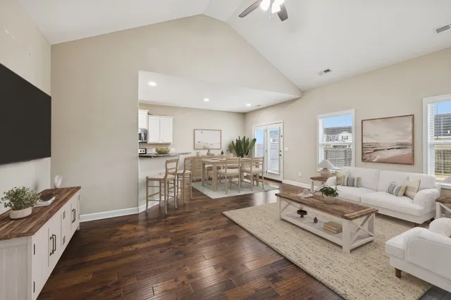 $354,500 | 2206 Mason Bee Drive, Columbia, TN 38401