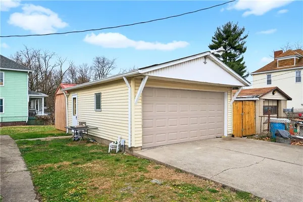 $159,900 | 1404 Aetna Street, Connellsville, PA 15425