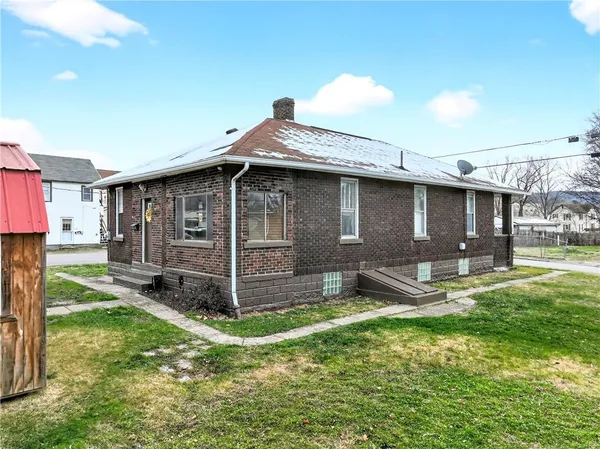 $159,900 | 1404 Aetna Street, Connellsville, PA 15425