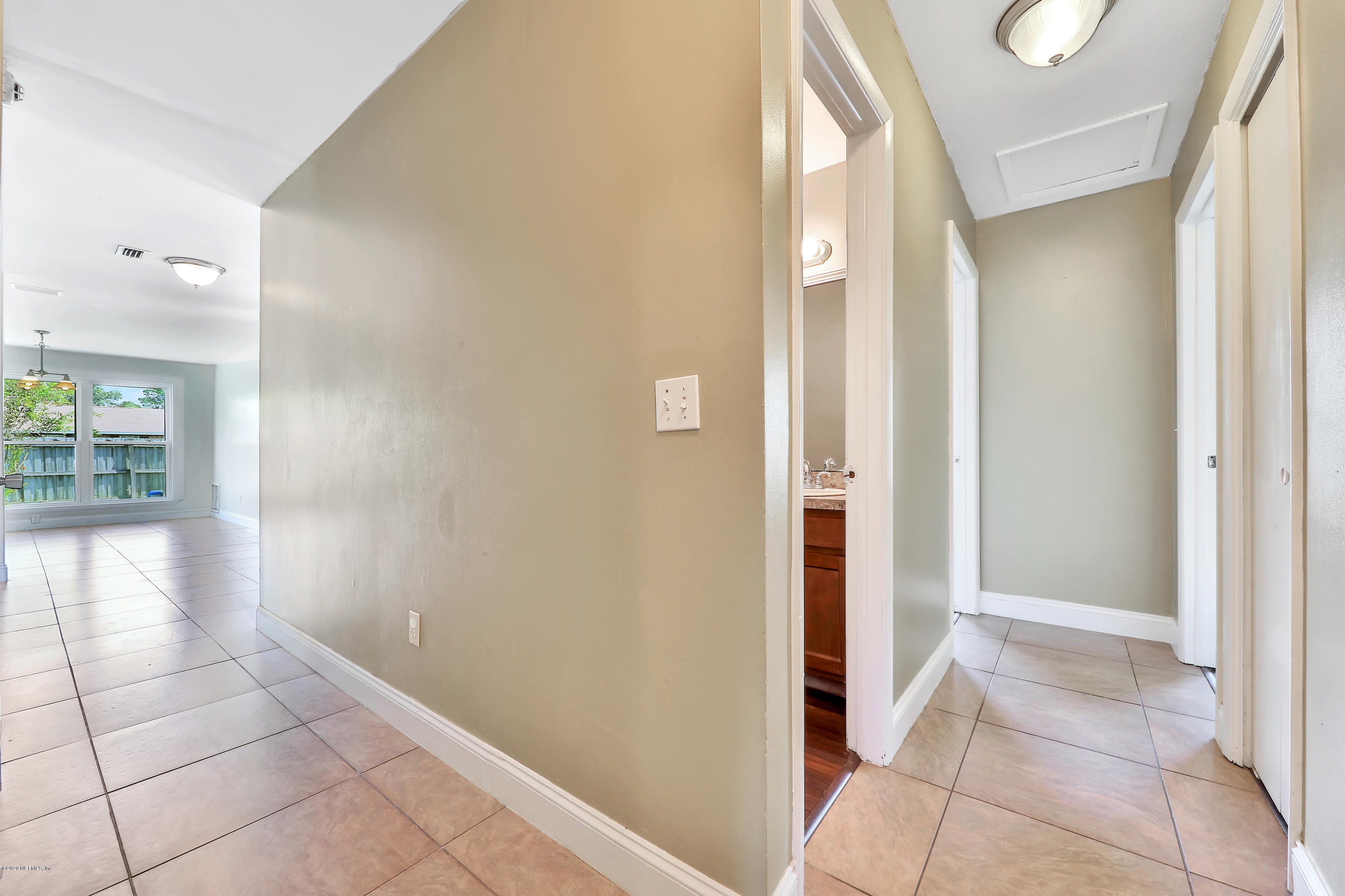 3238 Stan Road Jacksonville, FL 32216 - Photo 11 of 23 1R4A4378