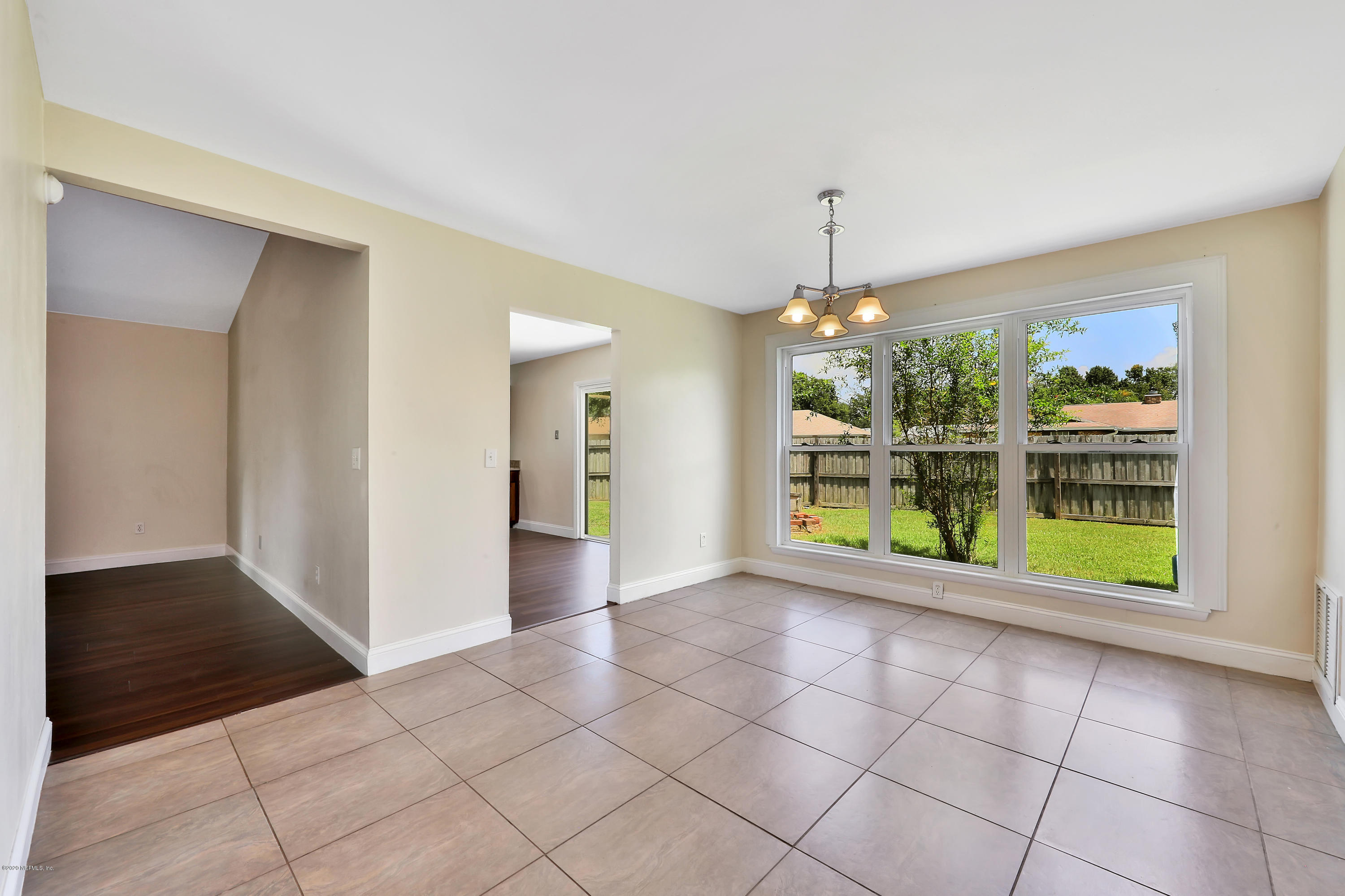 3238 Stan Road Jacksonville, FL 32216 - Photo 4 of 23 1R4A4391