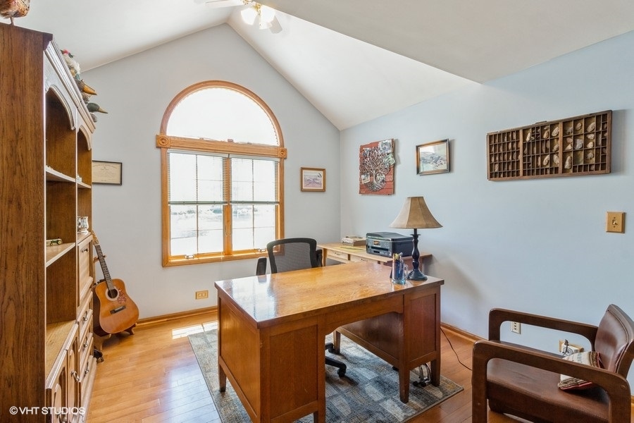 35W846 Valleyview Road Dundee, IL 60102 - Photo 9 of 25