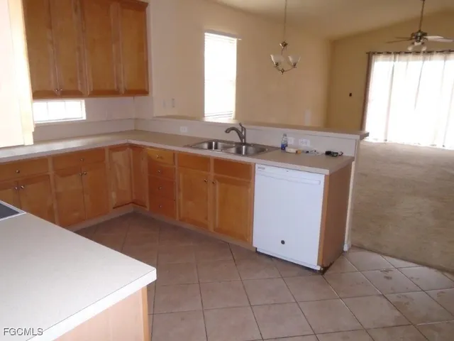 $2,600 | 11573 Plantation Preserve Circle South, Fort Myers, FL 33966