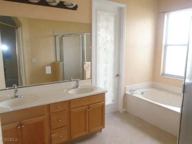 $2,300 | 11573 Plantation Preserve Circle South, Fort Myers, FL 33966