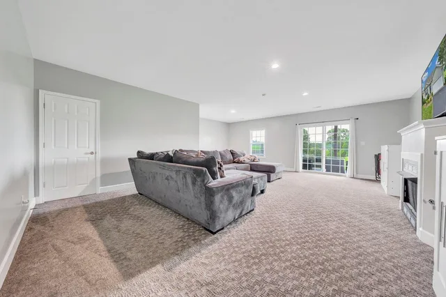 $485,000 | 1222 8th Fairway Lane, Huddleston, VA 24104