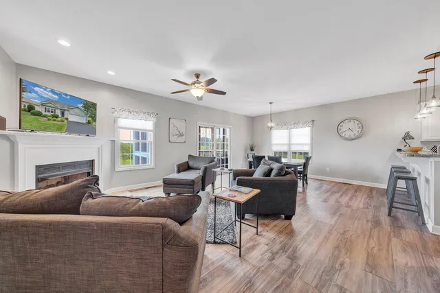 $485,000 | 1222 8th Fairway Lane, Huddleston, VA 24104