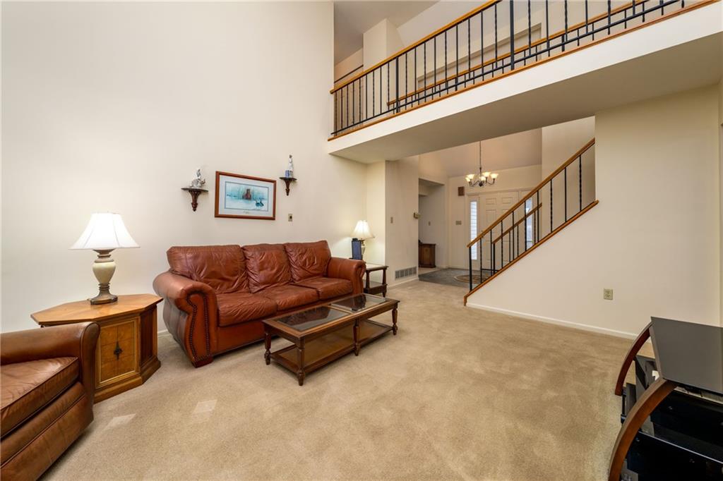2585 A Grouse Ridge Wexford, PA 15090 - Photo 2 of 18 Gallery Image 2