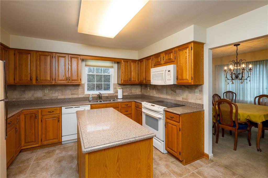 2585 A Grouse Ridge Wexford, PA 15090 - Photo 13 of 18 Gallery Image 13