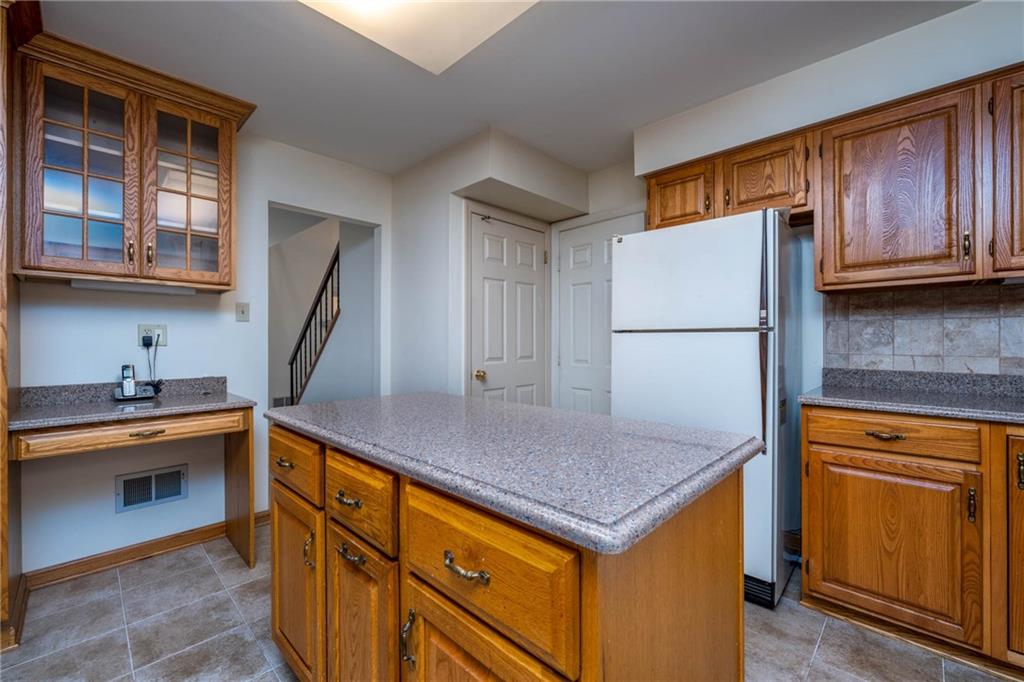 2585 A Grouse Ridge Wexford, PA 15090 - Photo 17 of 18 Gallery Image 17