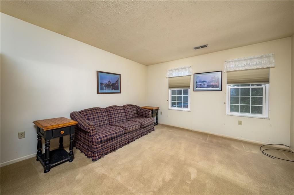 2585 A Grouse Ridge Wexford, PA 15090 - Photo 8 of 18 Gallery Image 8