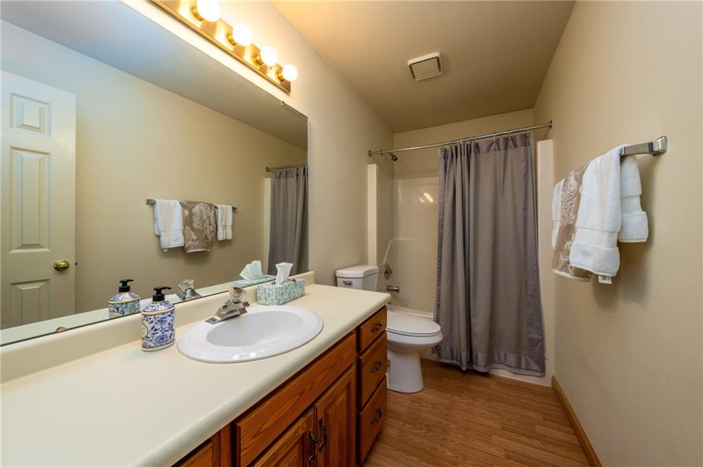 2585 A Grouse Ridge Wexford, PA 15090 - Photo 9 of 18 Gallery Image 9