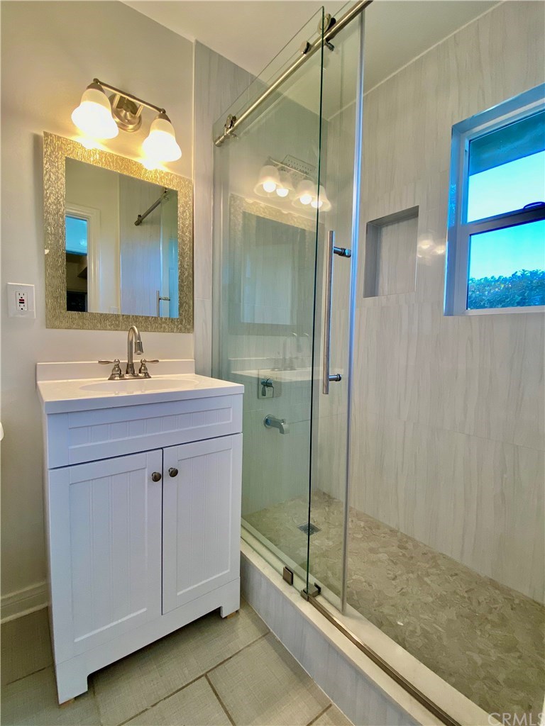 314 Coronado Avenue, Unit C Long Beach, CA 90814 - Photo 9 of 18