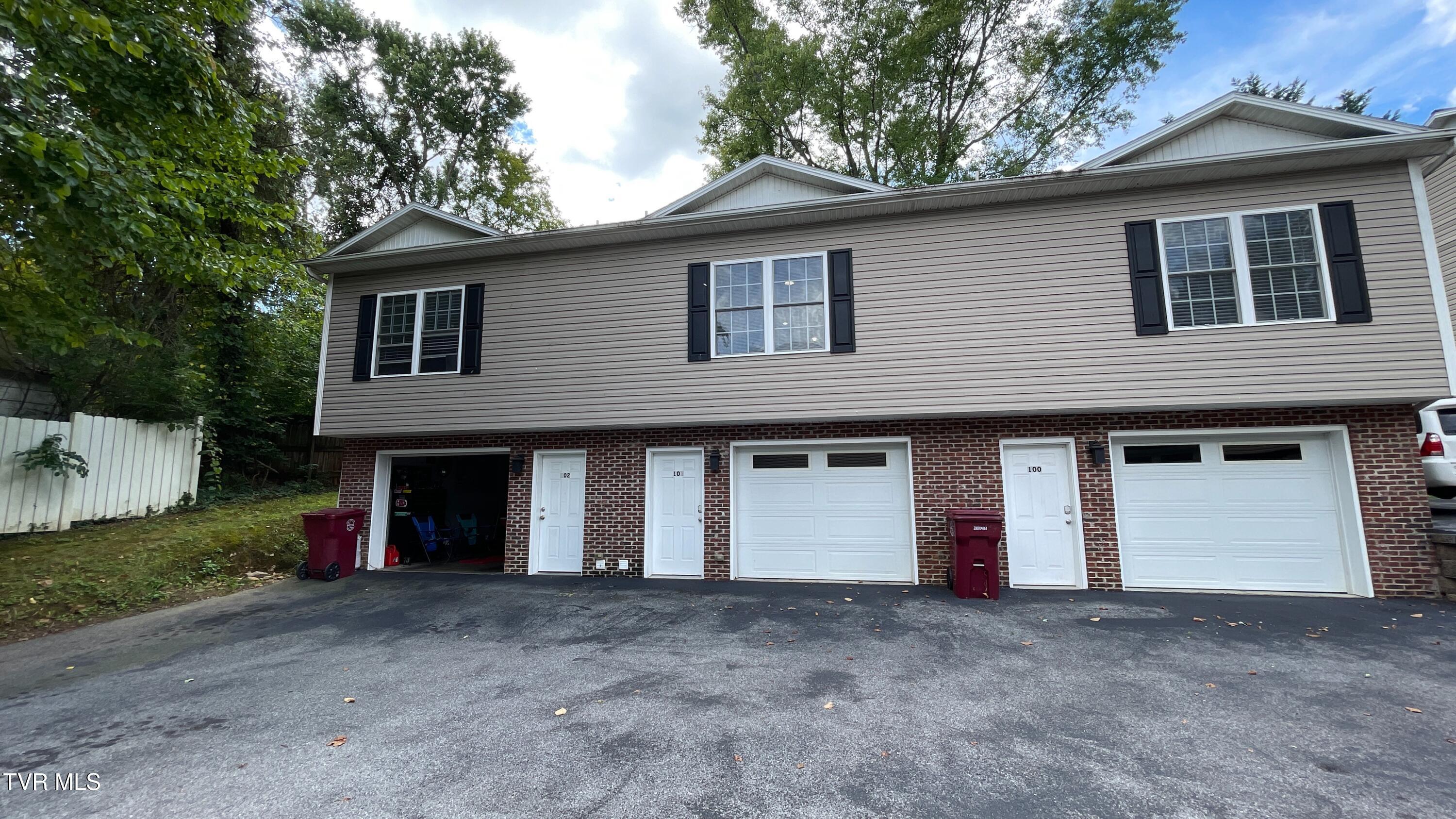 169 East Grande Avenue, Unit 101 Johnson City, TN 37601 - Photo 1 of 29 DJI_20250825_140211_540