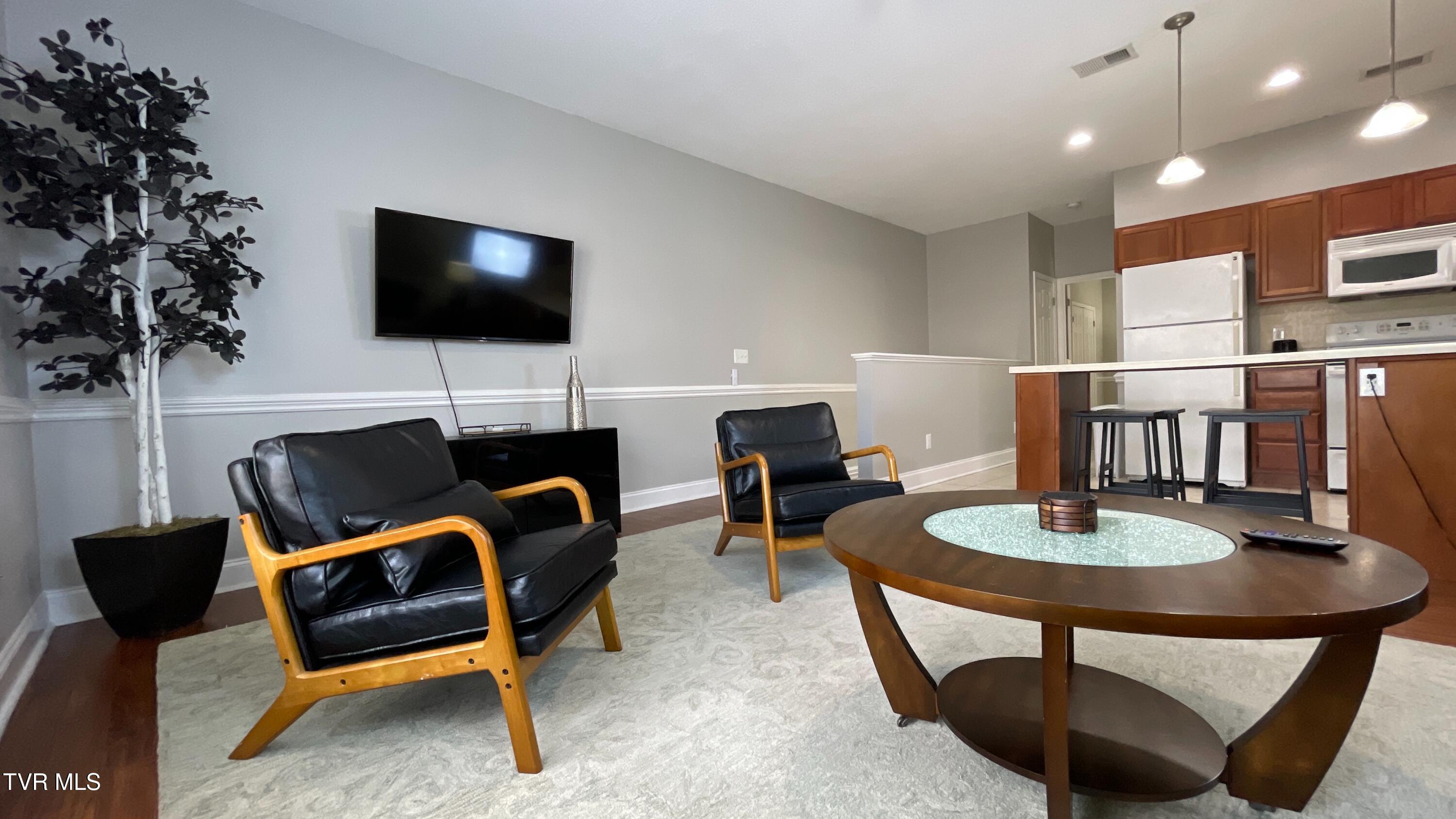 169 East Grande Avenue, Unit 101 Johnson City, TN 37601 - Photo 18 of 29 DJI_20250825_134434_296