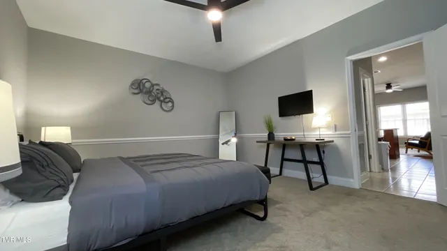 $2,300 | 169 East Grande Avenue, Unit 101, Johnson City, TN 37601