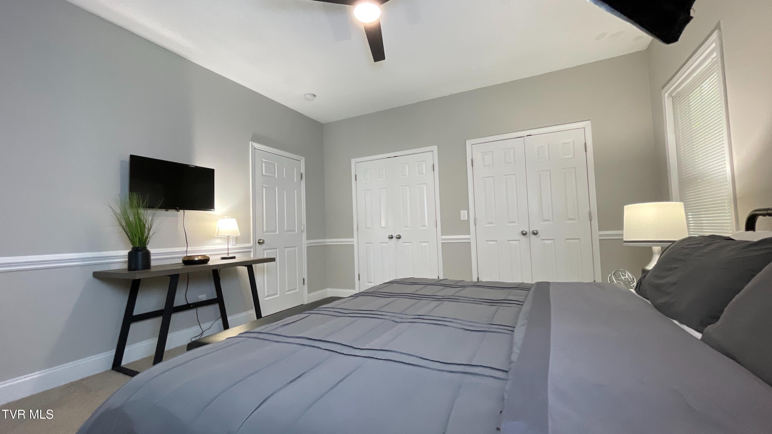 169 East Grande Avenue, Unit 101 Johnson City, TN 37601 - Photo 24 of 29 DJI_20250825_135539_424