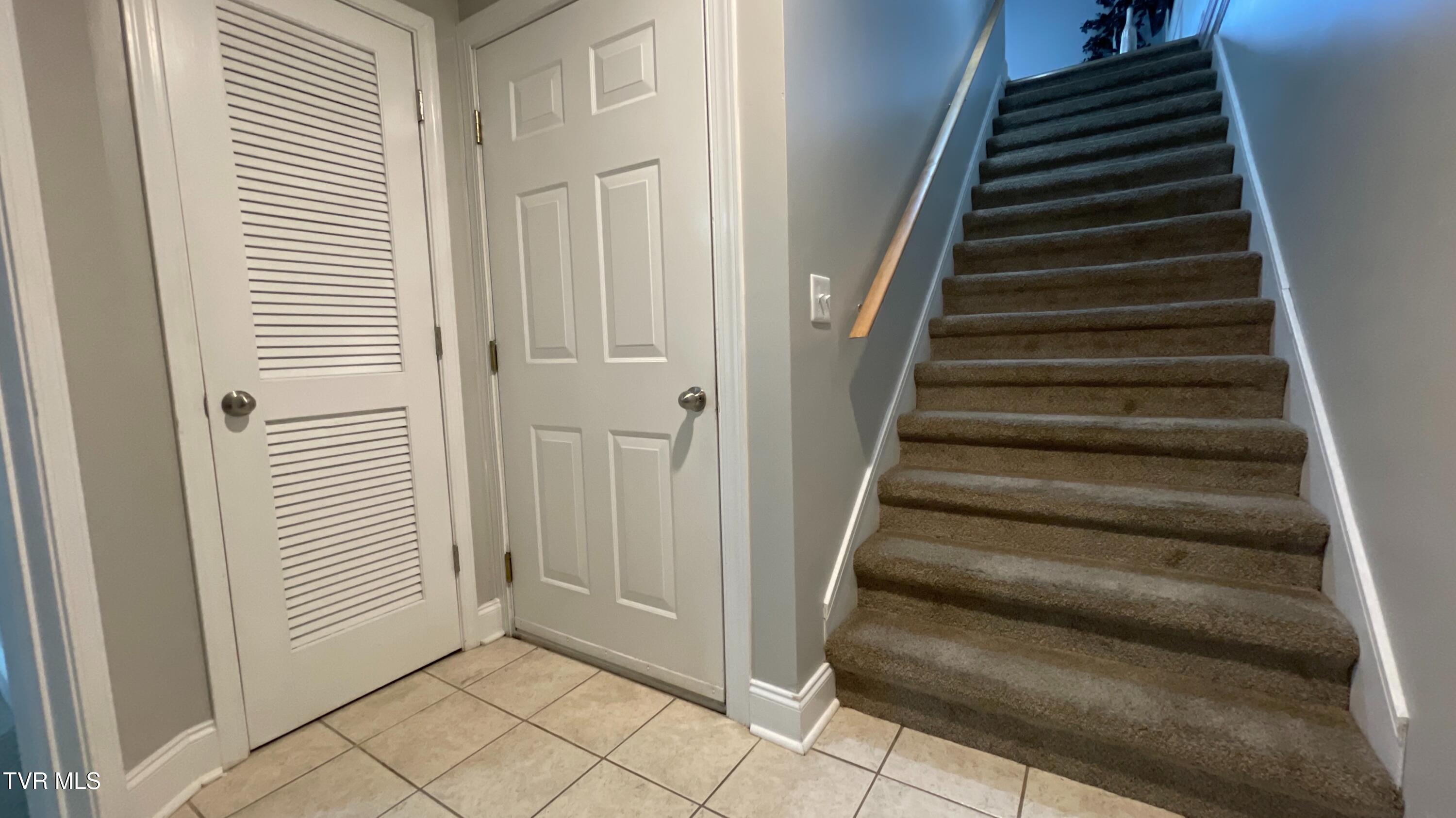 169 East Grande Avenue, Unit 101 Johnson City, TN 37601 - Photo 10 of 29 DJI_20250825_133503_911