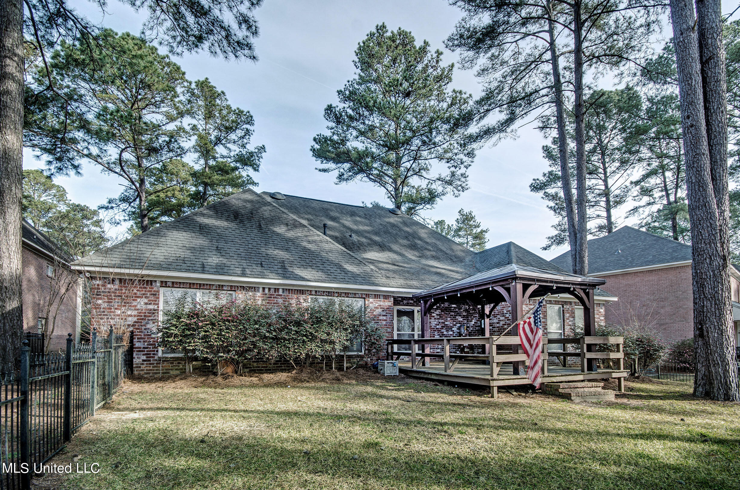 134 Pine Ridge Circle Brandon, MS 39047 - Photo 5 of 38 IMGP1552_3_4