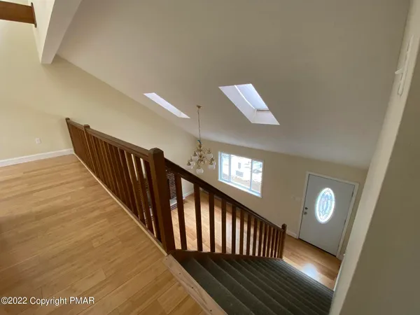 $1,900 | 1908 Horseshoe Bend, Tobyhanna, PA 18466