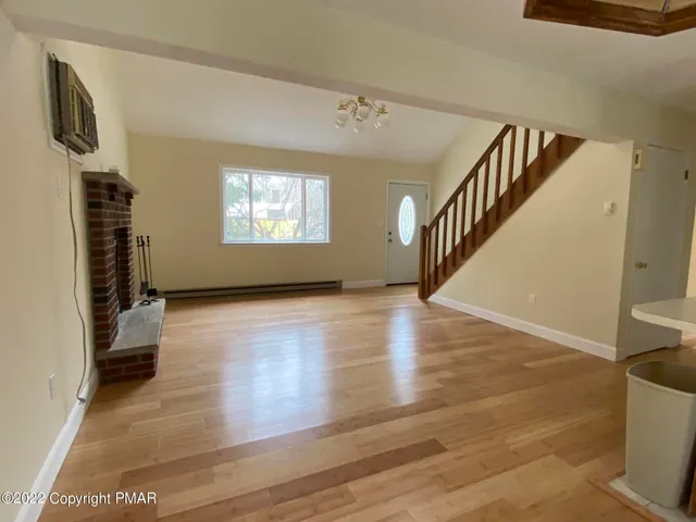 $1,900 | 1908 Horseshoe Bend, Tobyhanna, PA 18466