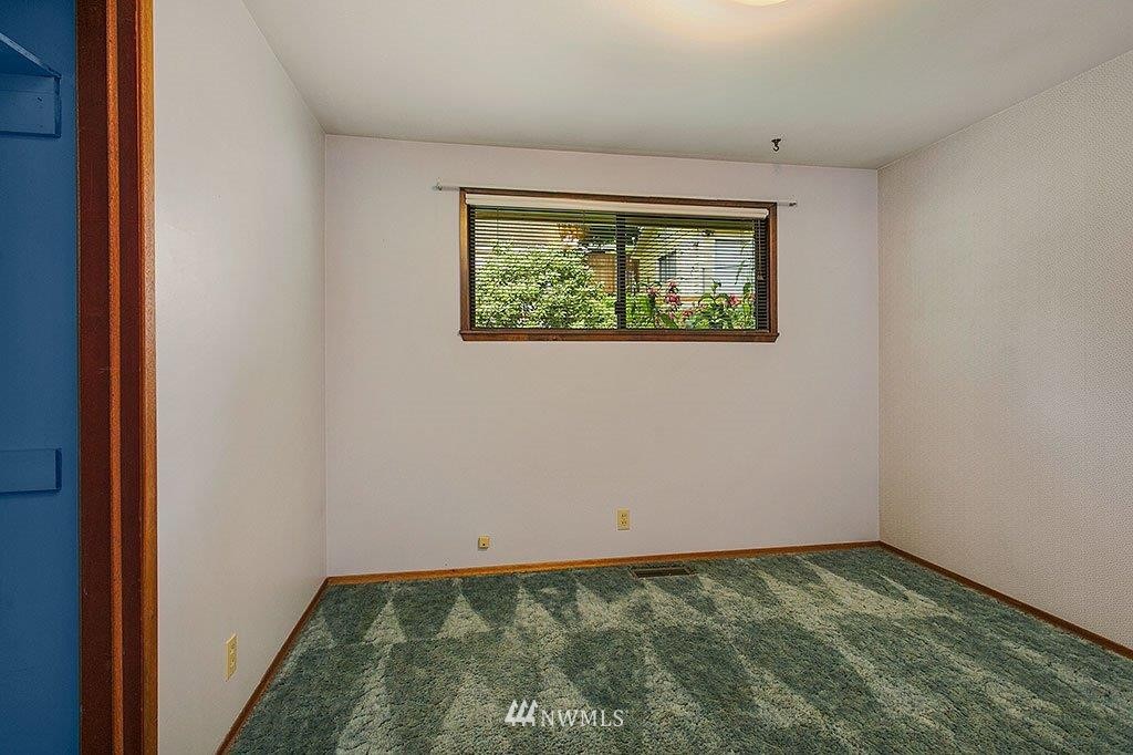 18103 Homeview Drive Edmonds, WA 98026 - Photo 10 of 25 Gallery Image 10