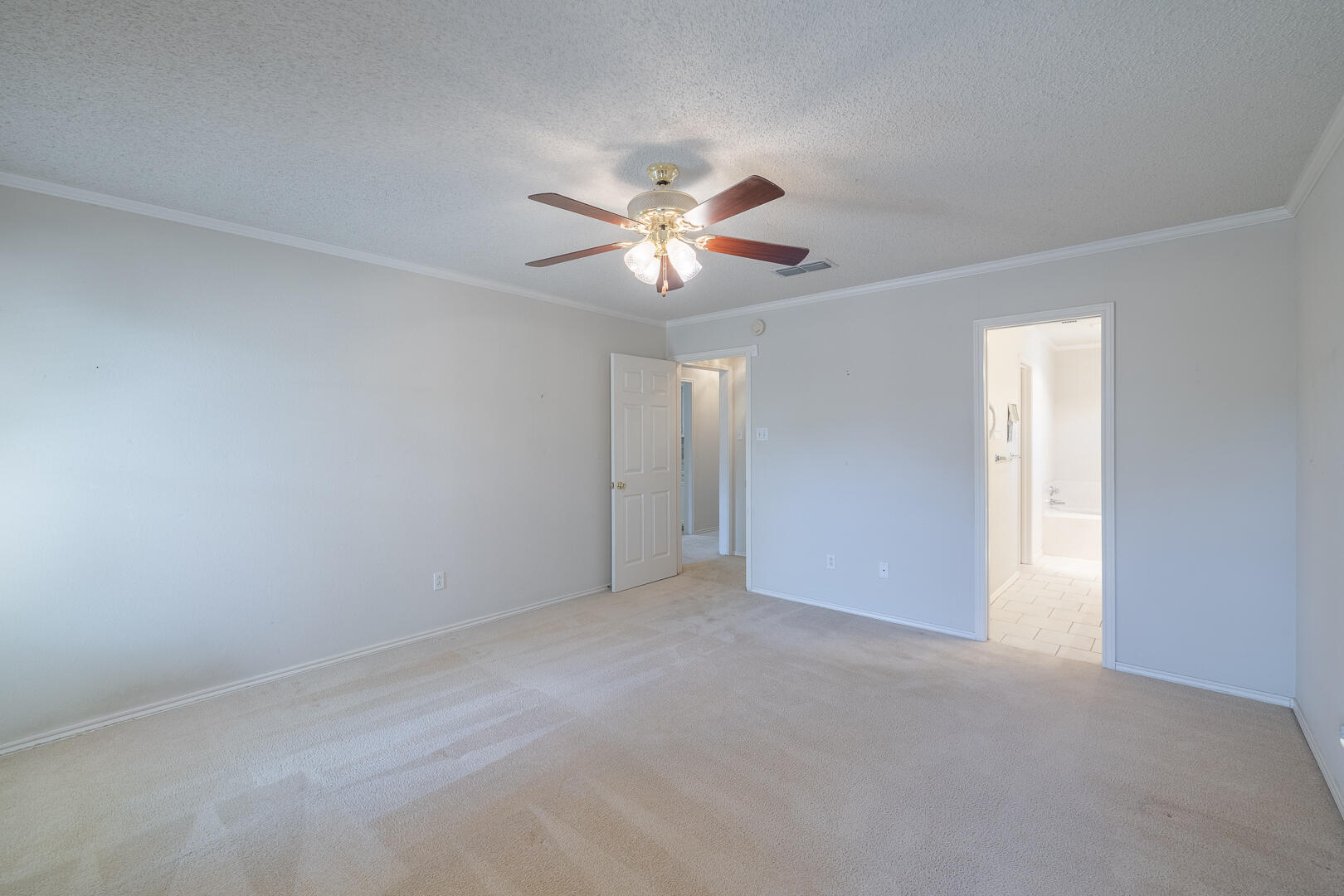 5415 68th Street Lubbock, TX 79424 - Photo 14 of 57 a view of an empty room