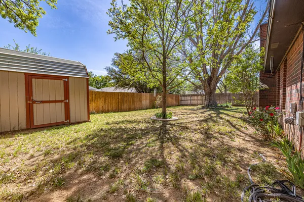 $249,999 | 5415 68th Street, Lubbock, TX 79424