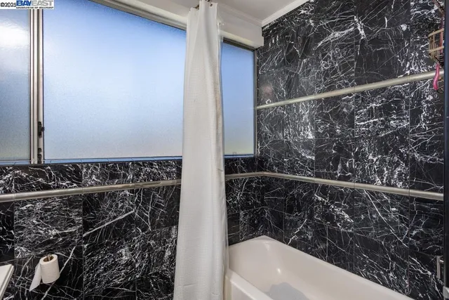 $1,195,000 | 18798 Madison Avenue, Castro Valley, CA 94546