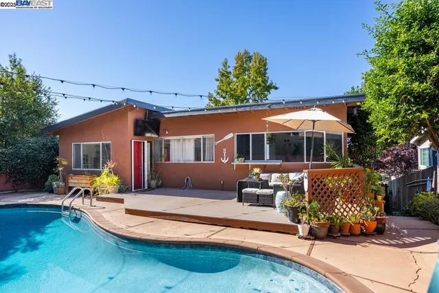 $1,195,000 | 18798 Madison Avenue, Castro Valley, CA 94546