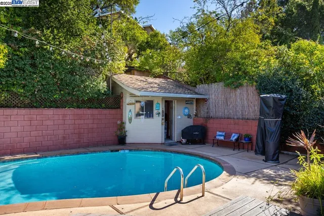 $1,195,000 | 18798 Madison Avenue, Castro Valley, CA 94546