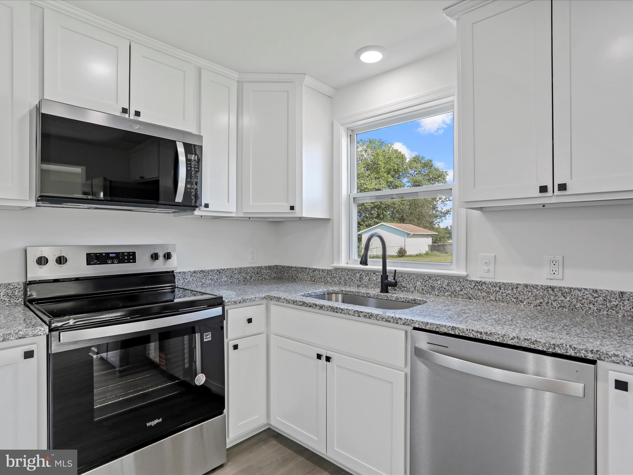 123 Plum Tree Lane Ranson, WV 25438 - Photo 8 of 49