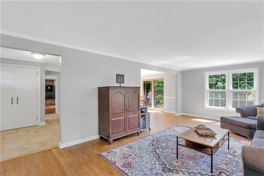 38 Carleton Drive Pittsburgh, PA 15243 - Photo 6 of 25