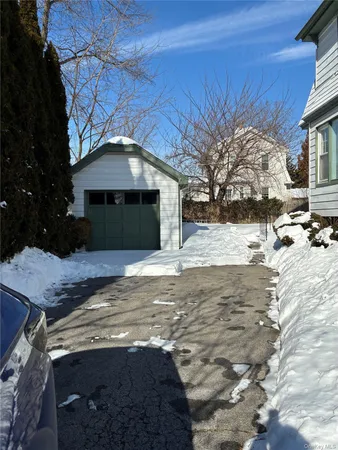 $5,500 | 119 Lincoln Avenue, Eastchester, NY 10709