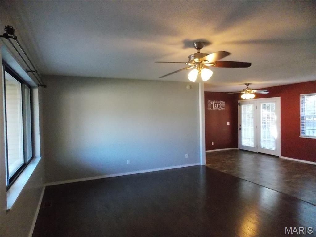 251 Hampton Court Poplar Bluff, MO 63901 - Photo 7 of 19