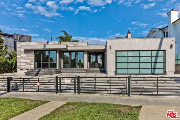 $12,999 | 12730 Montana Avenue, Los Angeles, CA 90049