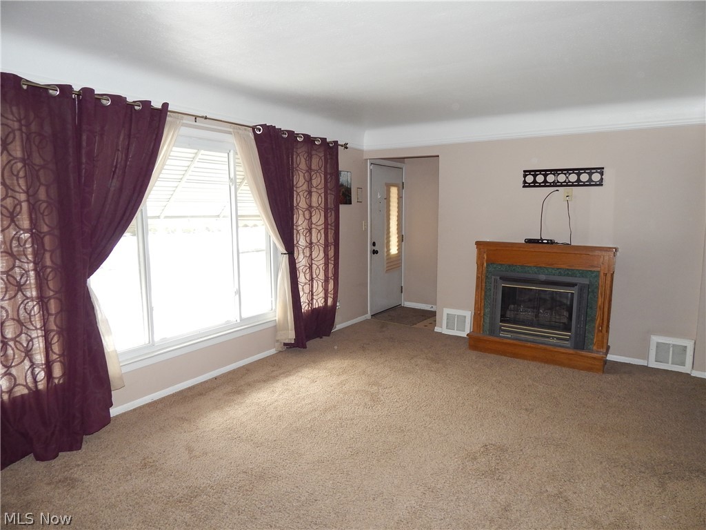 28705 Forest Road Willowick, OH 44095 - Photo 4 of 19 Gallery Image 4