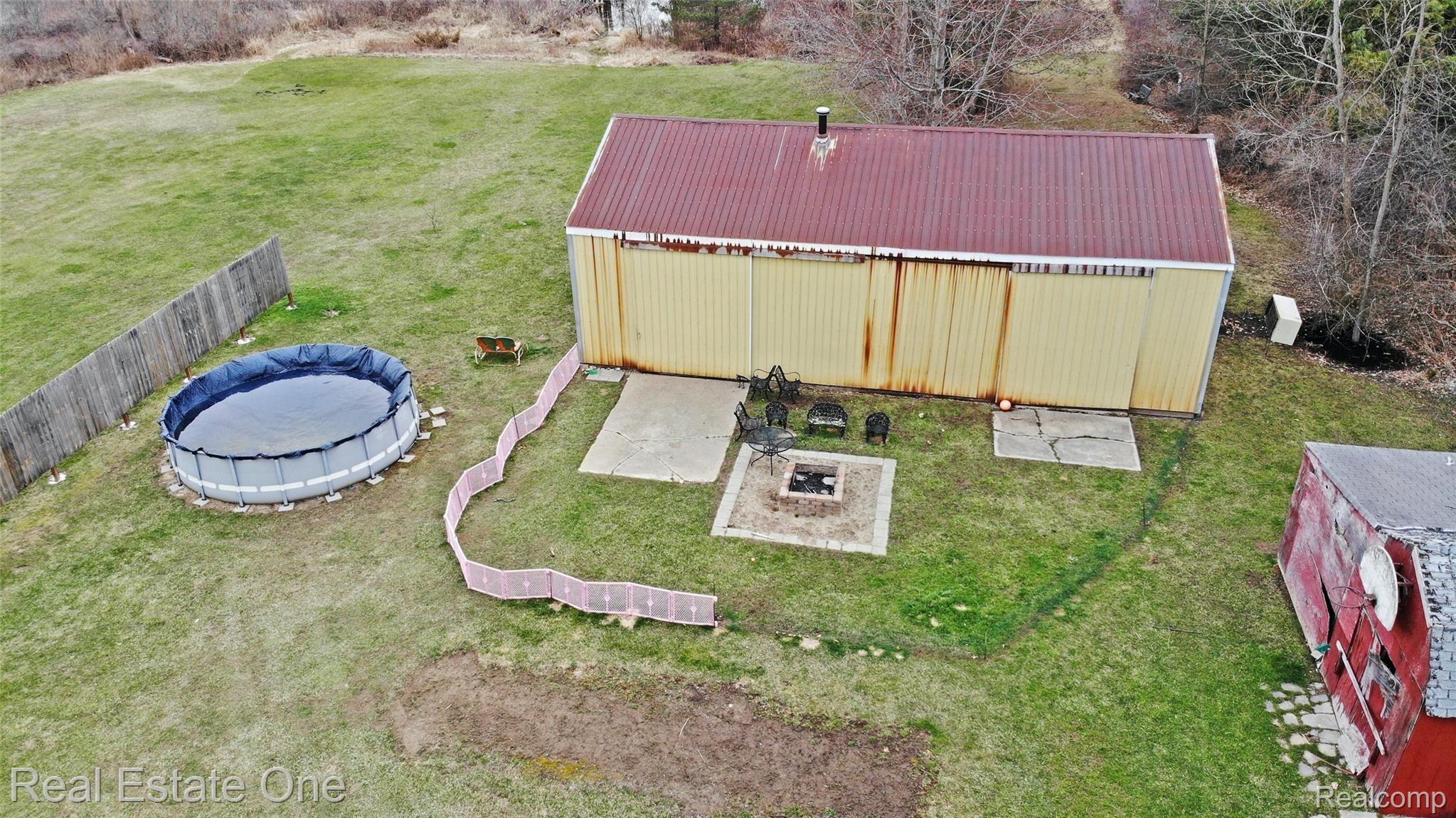 940 South Hurd Road Oxford, MI 48371 - Photo 41 of 57 41) Aerial Pole Barn.jpg