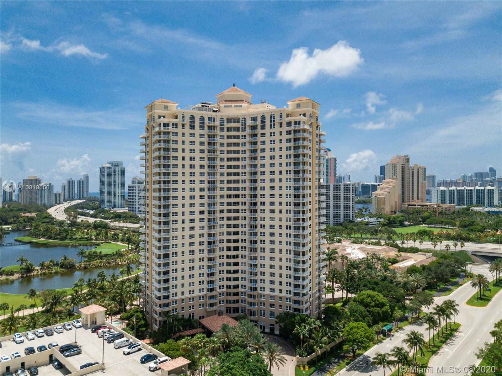 Amazing location! Building sits on Turnberry Isles Golf Course infront of Aventura Mall
