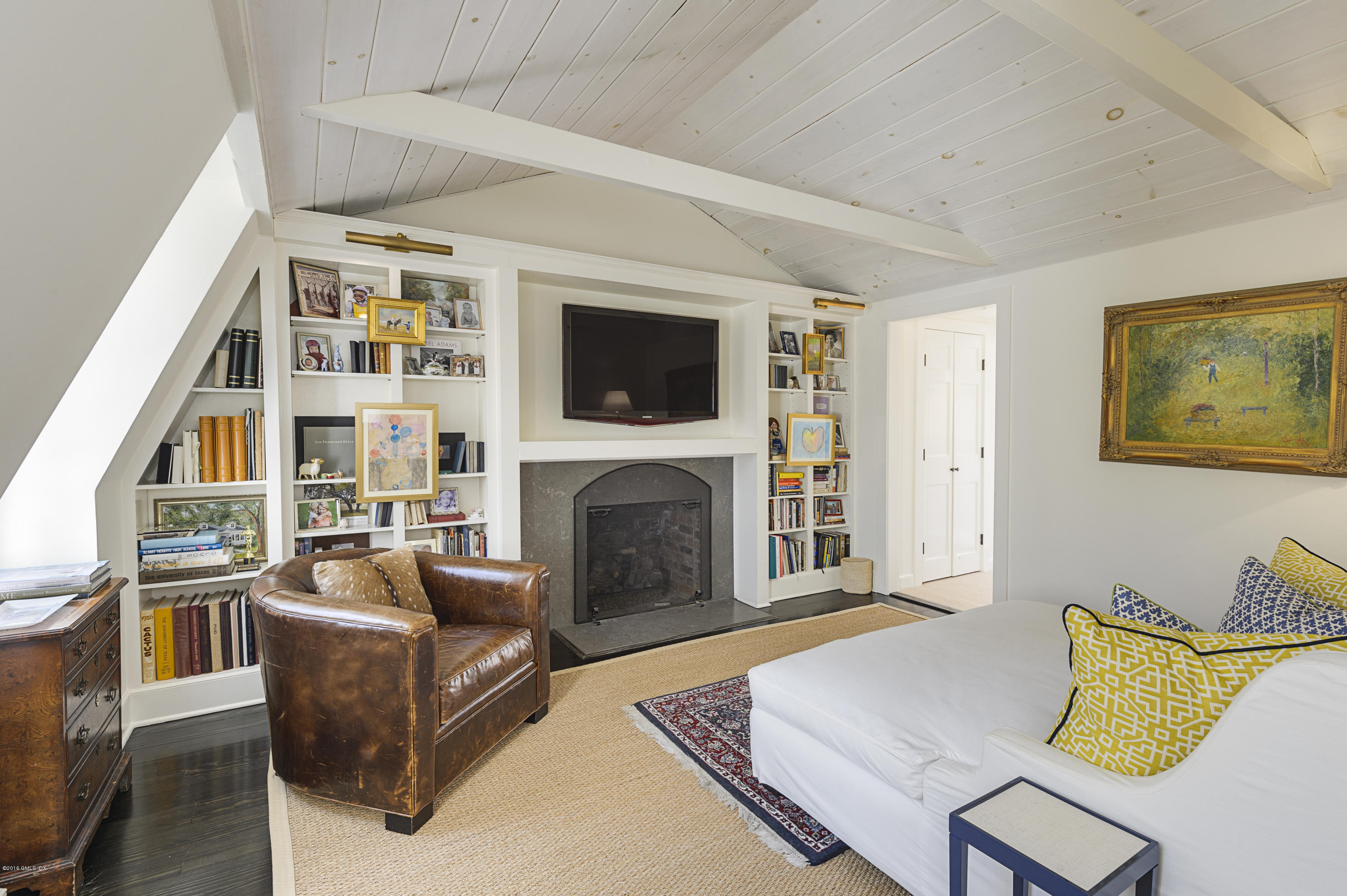 280 Stanwich Road Greenwich, CT 06830 - Photo 18 of 43 Master Sitting