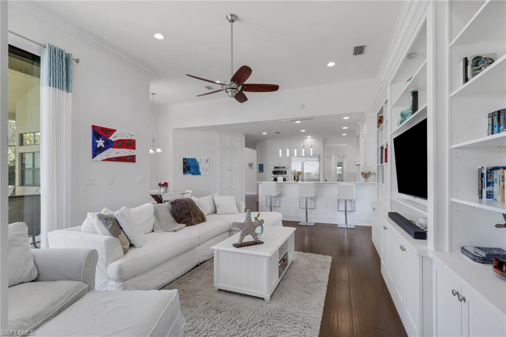 3323 Atlantic Circle Naples, FL 34119 - Photo 15 of 43