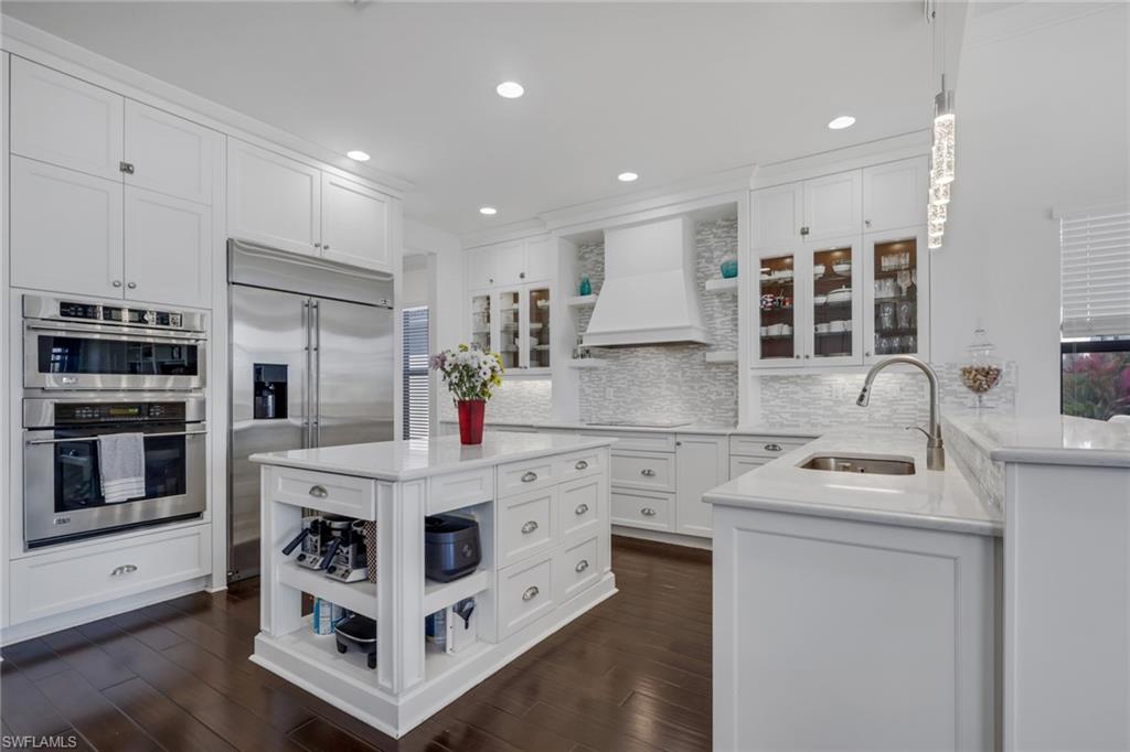 3323 Atlantic Circle Naples, FL 34119 - Photo 10 of 43