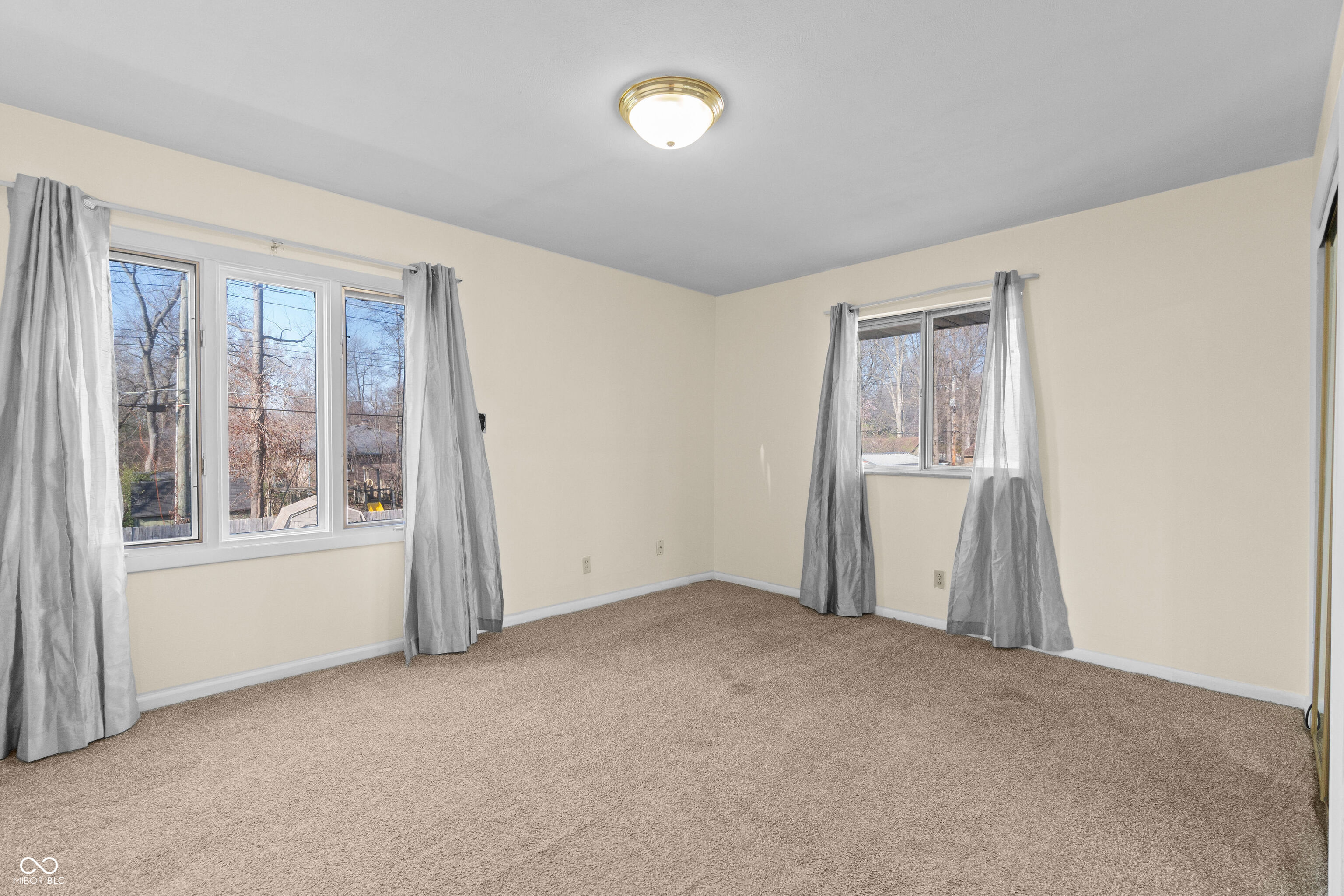 406 Griffin Road Indianapolis, IN 46227 - Photo 13 of 24