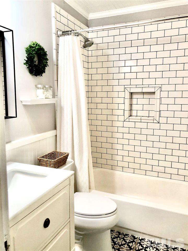 228 Georgetown Road Raleigh, NC 27608 - Photo 13 of 28