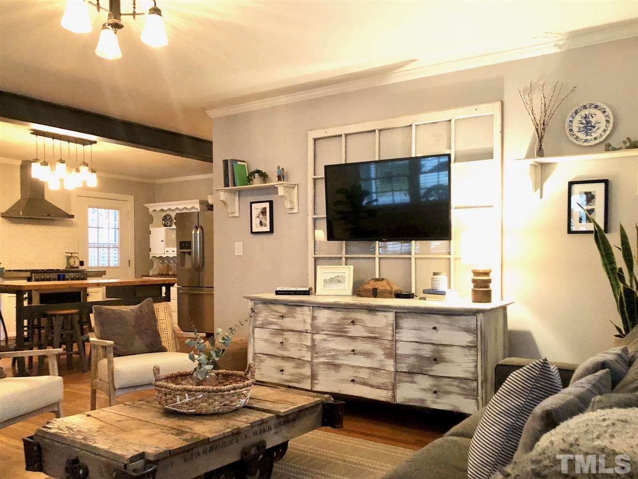 228 Georgetown Road Raleigh, NC 27608 - Photo 7 of 28