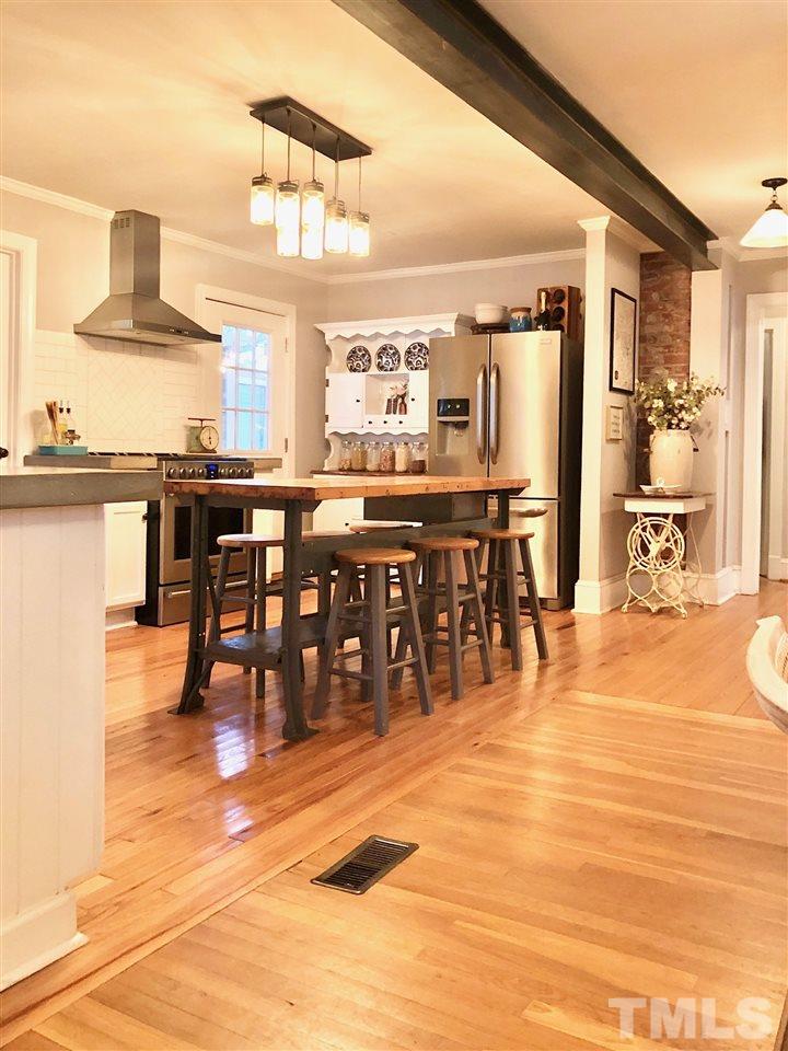 228 Georgetown Road Raleigh, NC 27608 - Photo 8 of 28