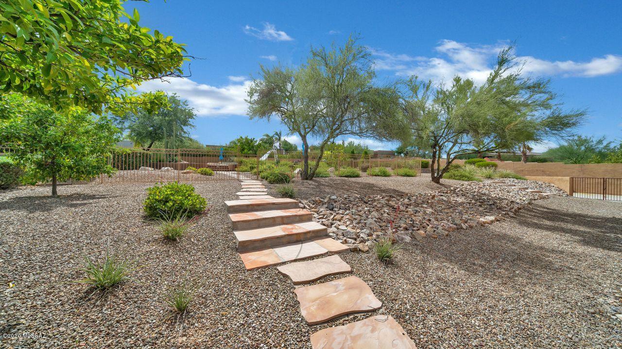 975 West Silver Spring Place Tucson, AZ 85755 - Photo 33 of 38