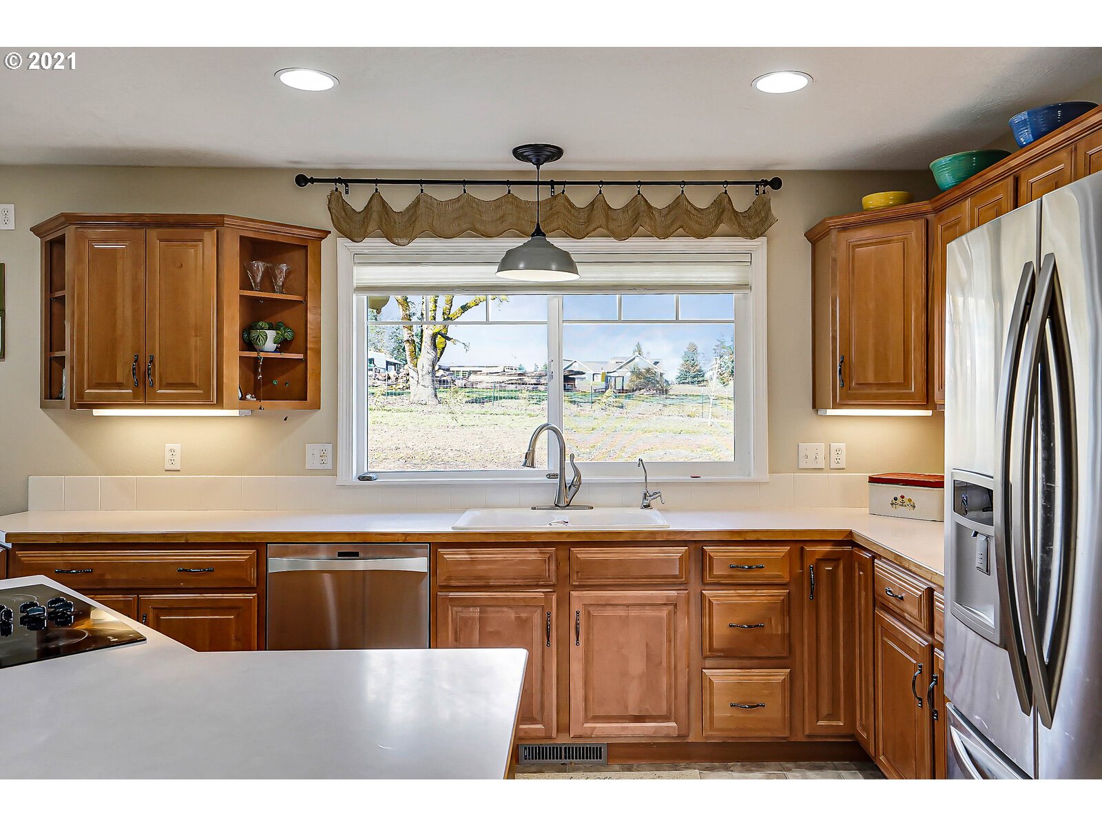 15734 Salt Creek Road Dallas, OR 97338 - Photo 14 of 32